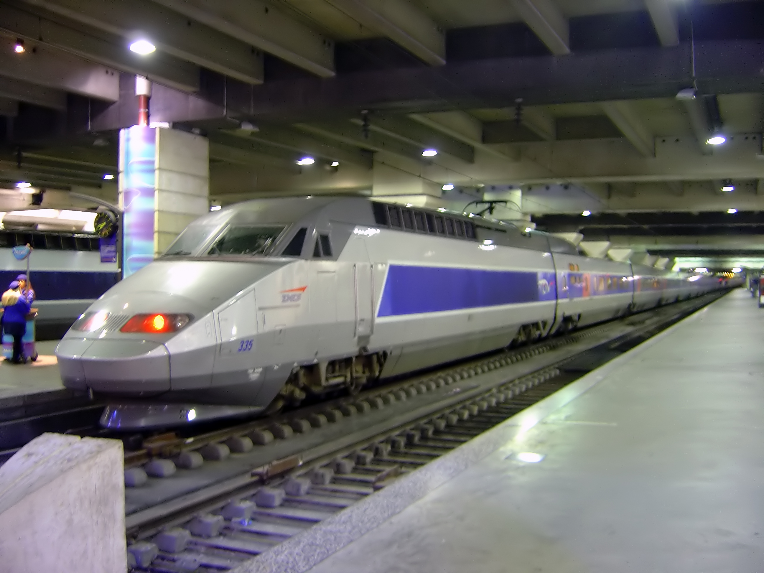 TGV SNCF en gare