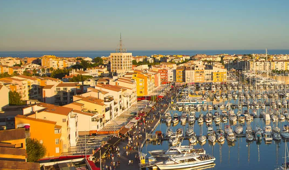 Cap d'Agde � plage et port