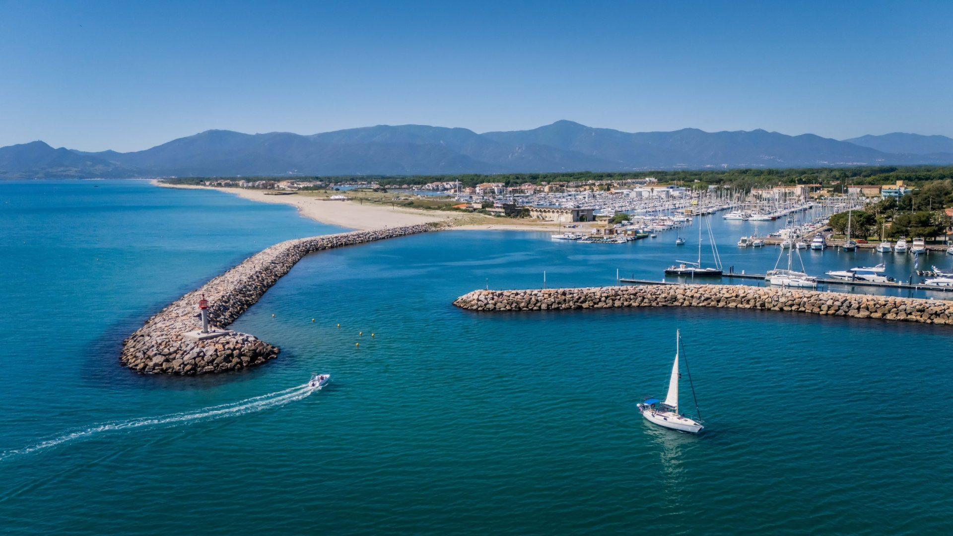 St-Cyprien � plage et port